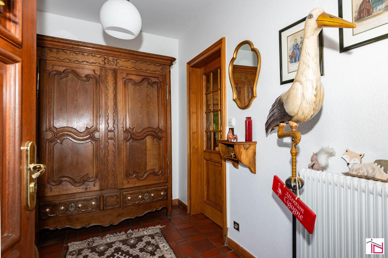 Maison - 210 m² - 7 pièces