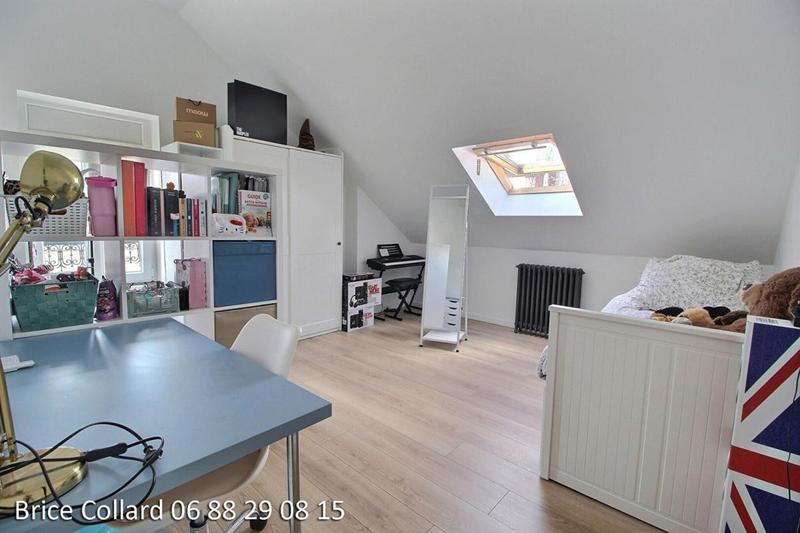 Maison - 158 m² - 8 pièces