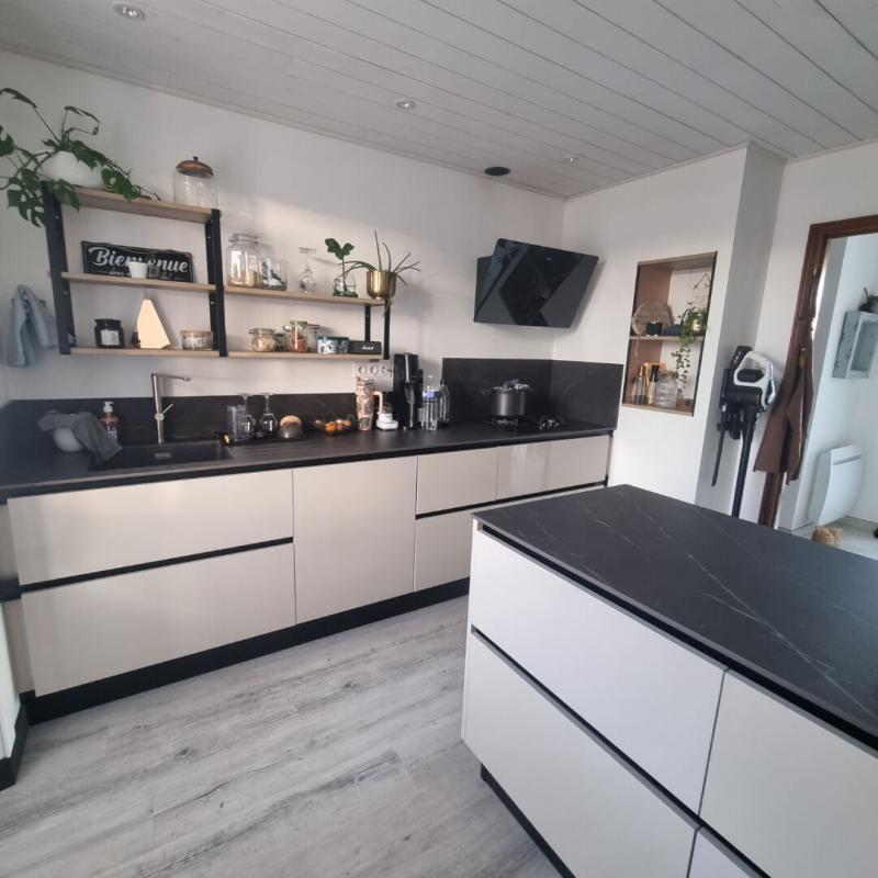 Maison - 170 m² - 8 pièces