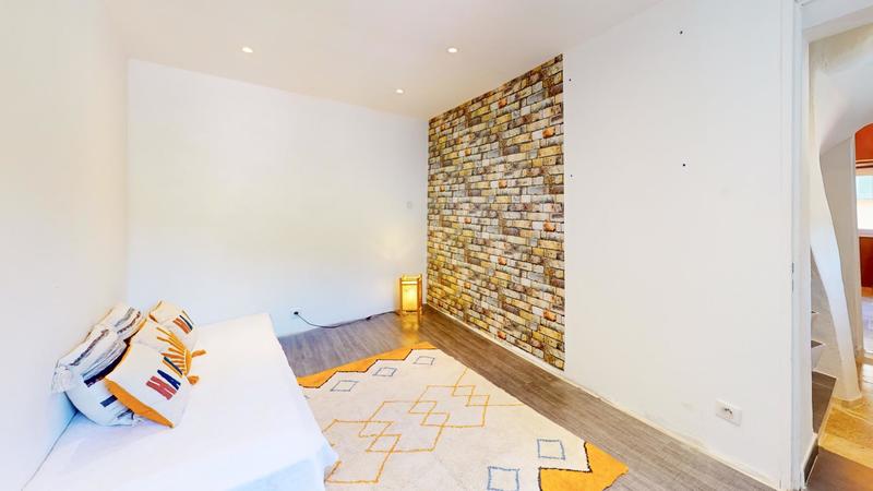 Maison - 90 m² - 6 pièces