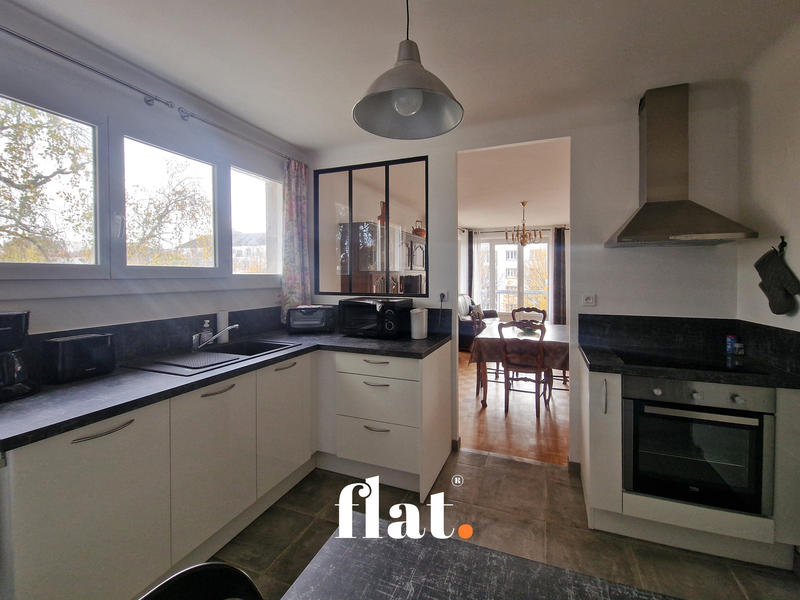 Appartement - 74 m² - 3 pièces