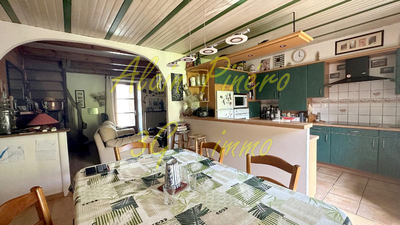 Maison - 154 m² - 8 pièces