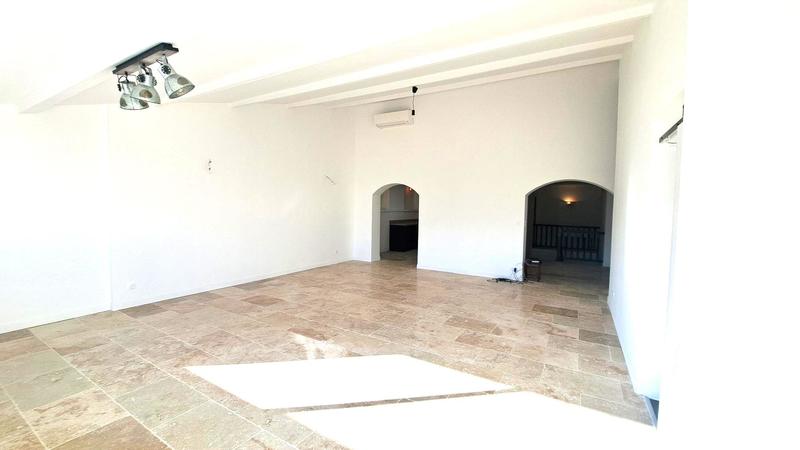 Immeuble - 310 m² - 12 pièces