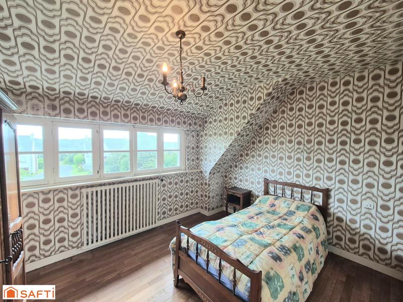 Maison - 98 m² - 6 pièces