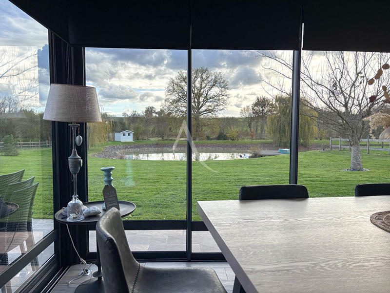 Maison - 185 m² - 5 pièces