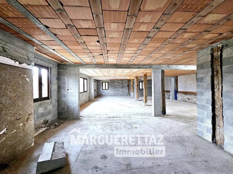 Appartement - 135 m² - 4 pièces