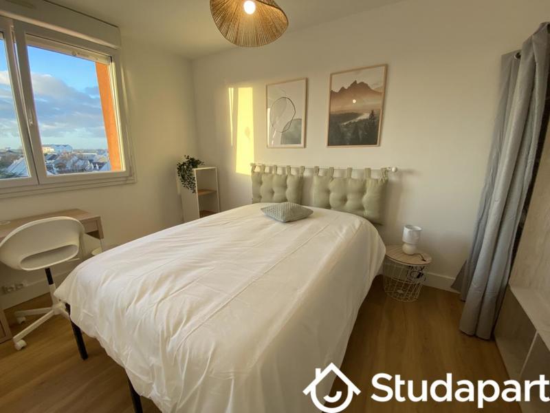 Chambre - 10 m² - 1 pièce