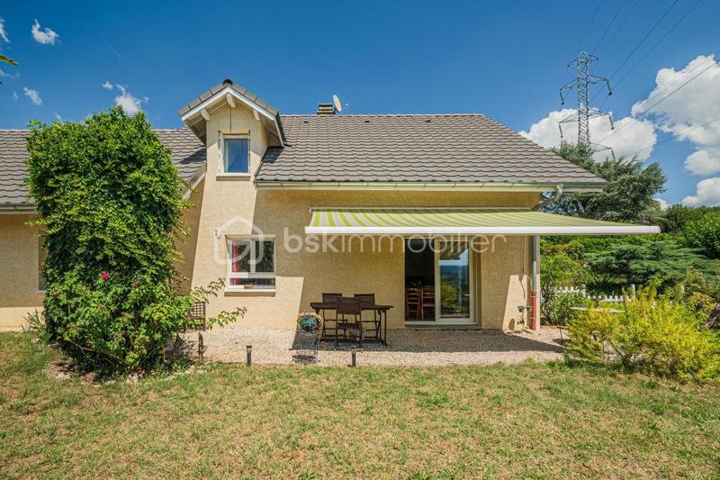 Maison - 139 m² - 6 pièces