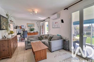 Maison - 104 m² - 4 pièces