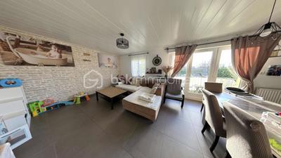 Maison traditionnelle - 157 m² - 5 pièces