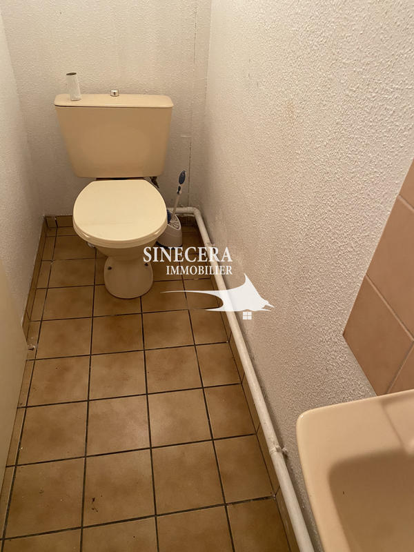 Local d'activités - 64 m²