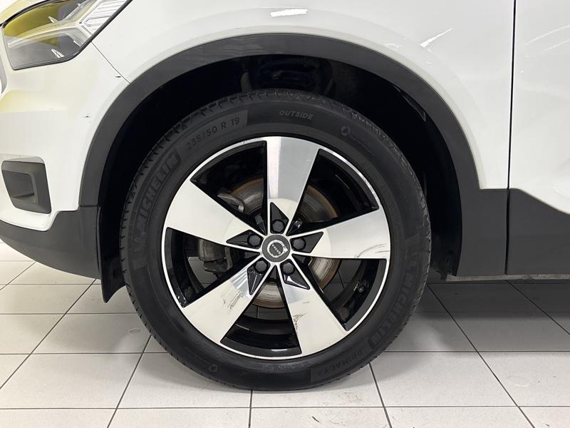 Volvo Xc40 Momentum 2wd T4 190 Bva8