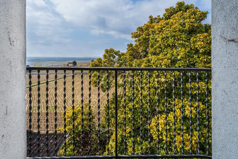 Maison - 215 m² - 11 pièces