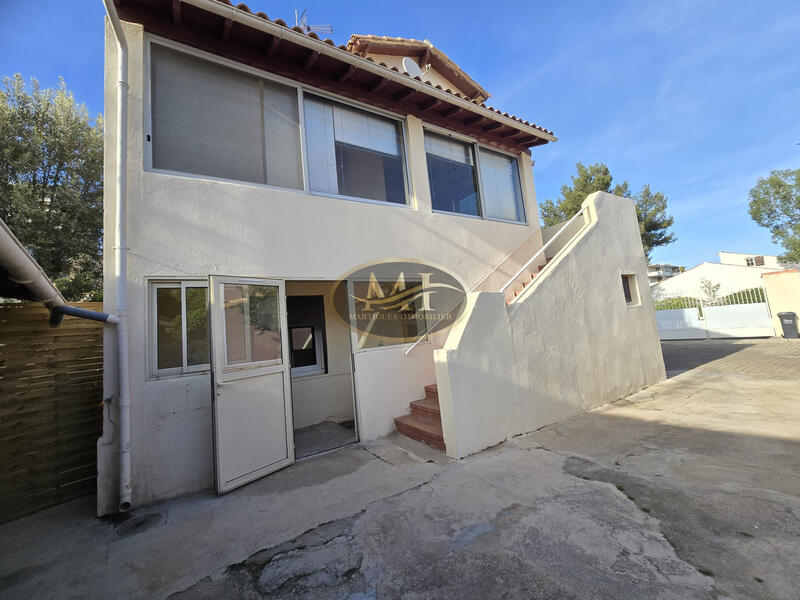 Maison - 107 m² - 6 pièces