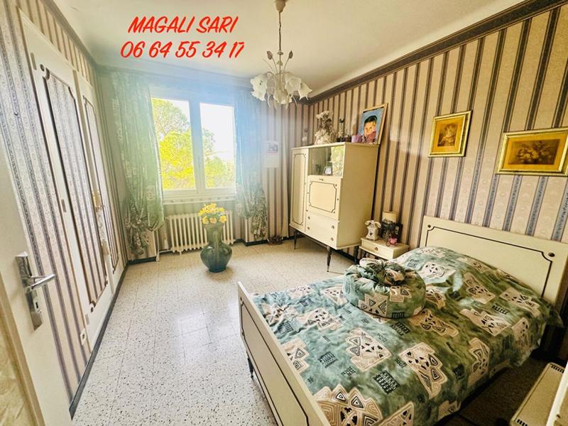 Maison - 162 m² - 9 pièces