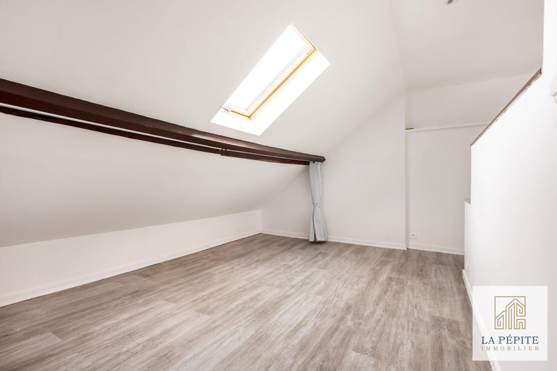 Maison - 95 m² - 4 pièces