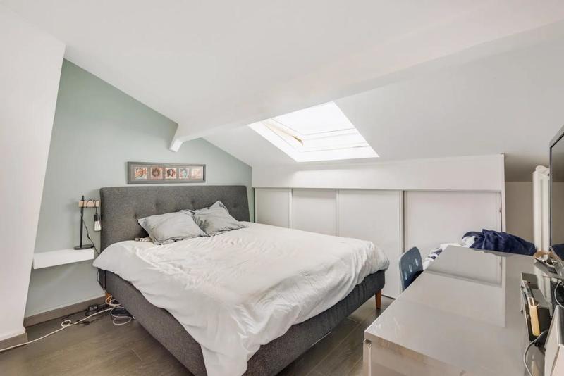 Maison - 180 m² - 7 pièces