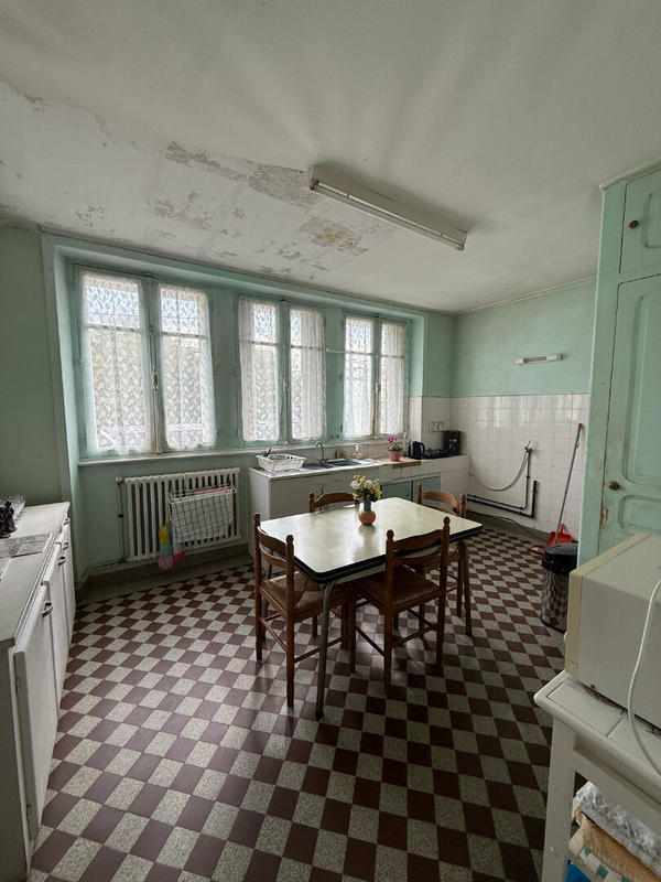 Maison - 150 m² - 7 pièces