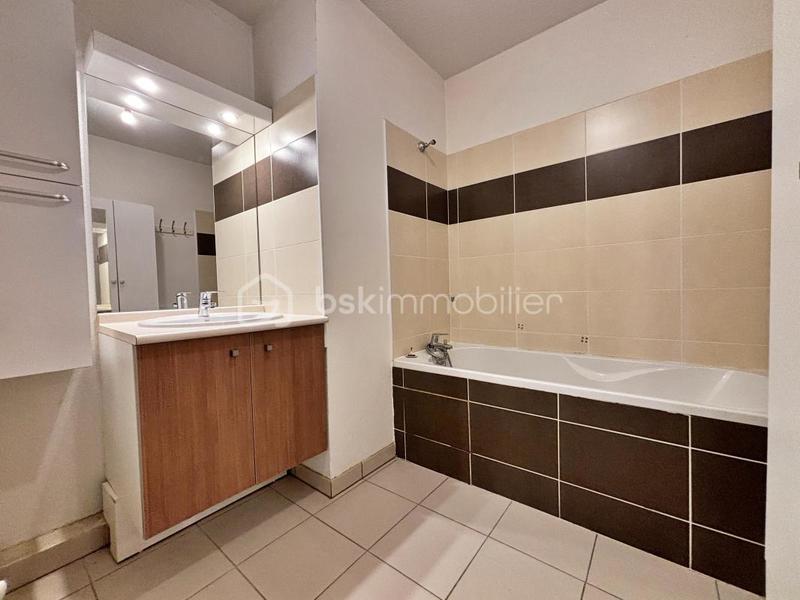 Appartement - 61 m² - 3 pièces