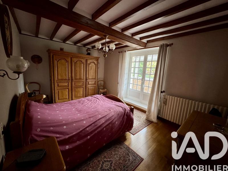 Maison - 216 m² - 7 pièces