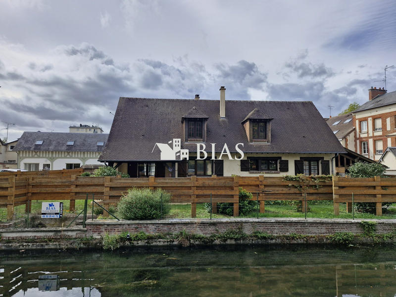 Maison - 150 m² - 6 pièces