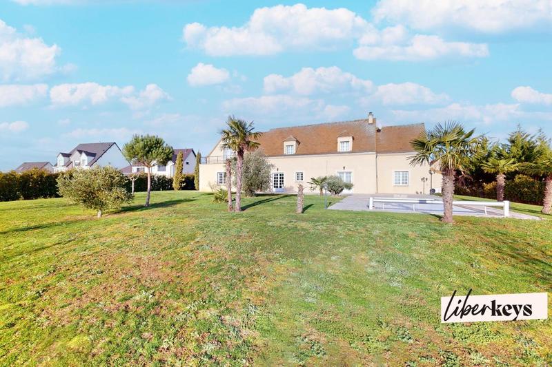 Maison d'architecte - 330 m² - 8 pièces