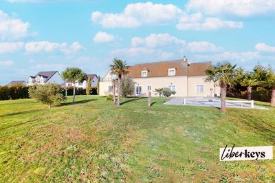 Maison d'architecte - 330 m² - 8 pièces