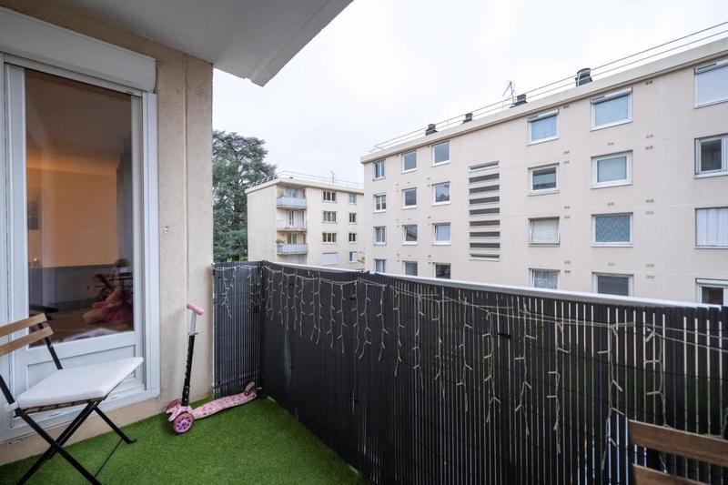 Appartement - 84 m² - 4 pièces