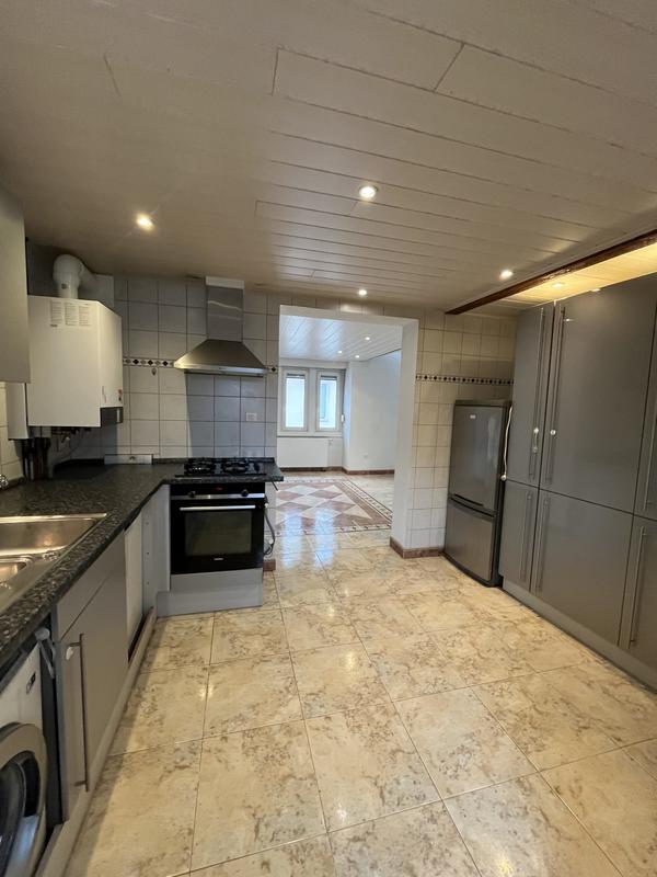 Appartement - 101 m² - 3 pièces