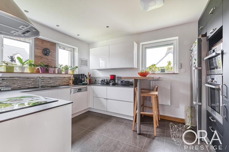 Maison contemporaine - 162 m² - 7 pièces