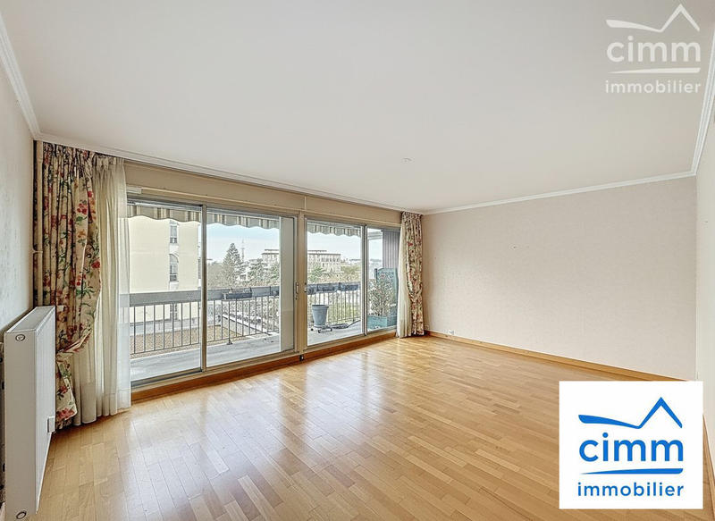 Appartement - 97 m² - 5 pièces