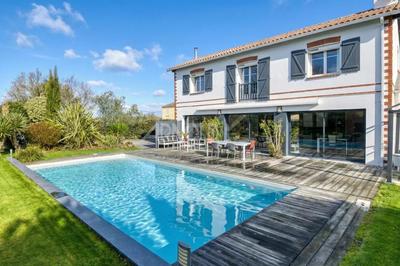 Maison - 191 m² - 7 pièces