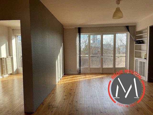 Appartement - 102 m² - 5 pièces