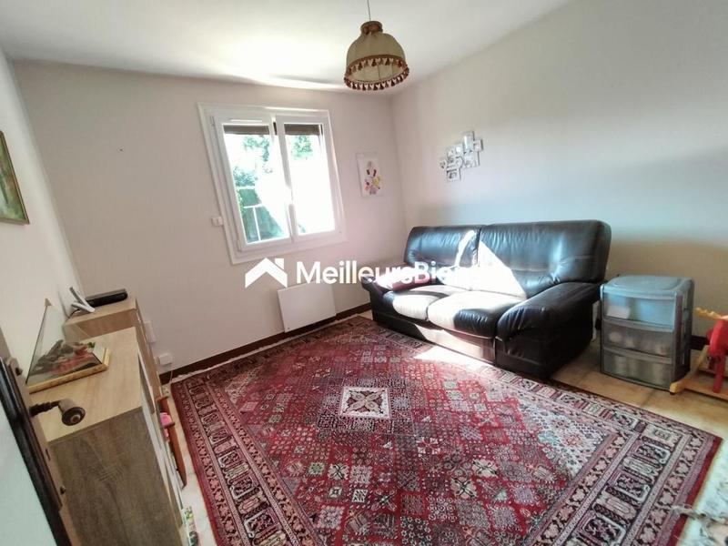 Maison - 121 m² - 6 pièces