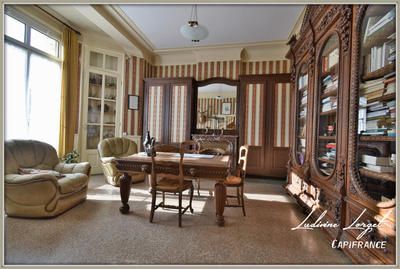 Corps de ferme - 336 m² - 10 pièces