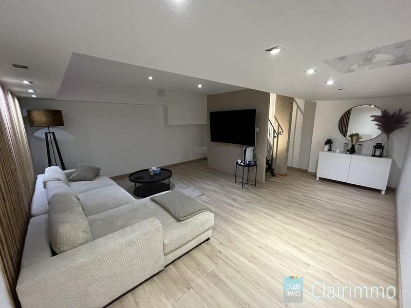 Loft - 80 m² - 4 pièces