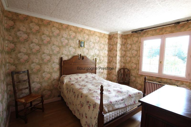 Maison - 177 m² - 7 pièces