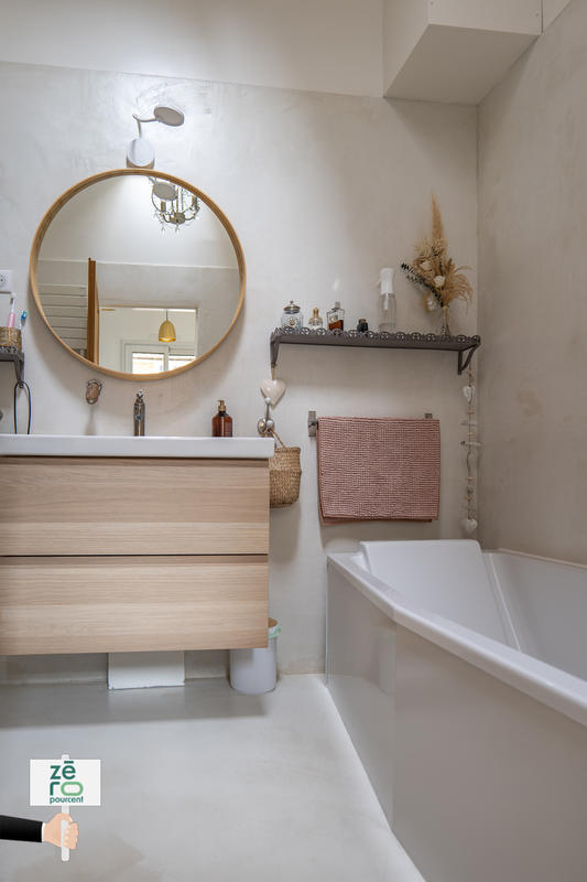 Maison - 205 m² - 9 pièces