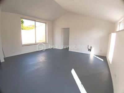 Appartement - 77 m² - 3 pièces