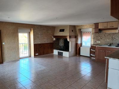 Maison - 98 m² - 4 pièces