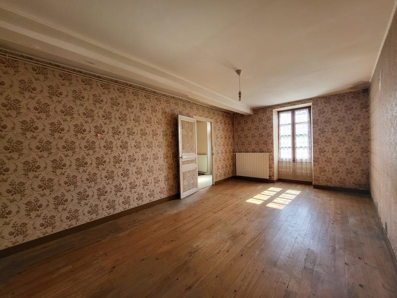 Maison ancienne - 105 m² - 4 pièces