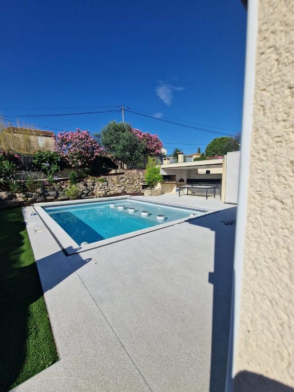 Villa - 160 m² - 6 pièces