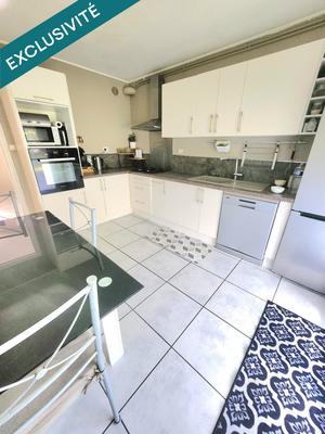 Maison - 98 m² - 5 pièces