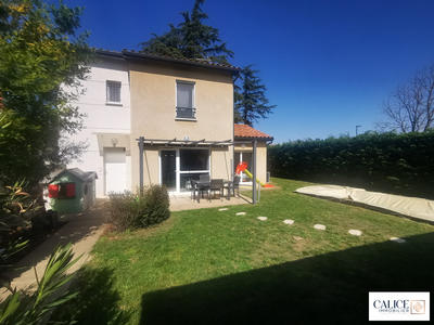 Maison - 97 m² - 5 pièces