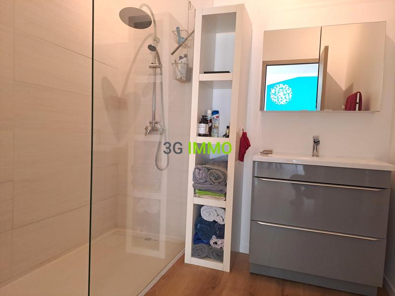 Maison contemporaine - 207 m² - 5 pièces