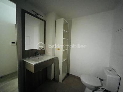 Studio - 26 m² - 1 pièce