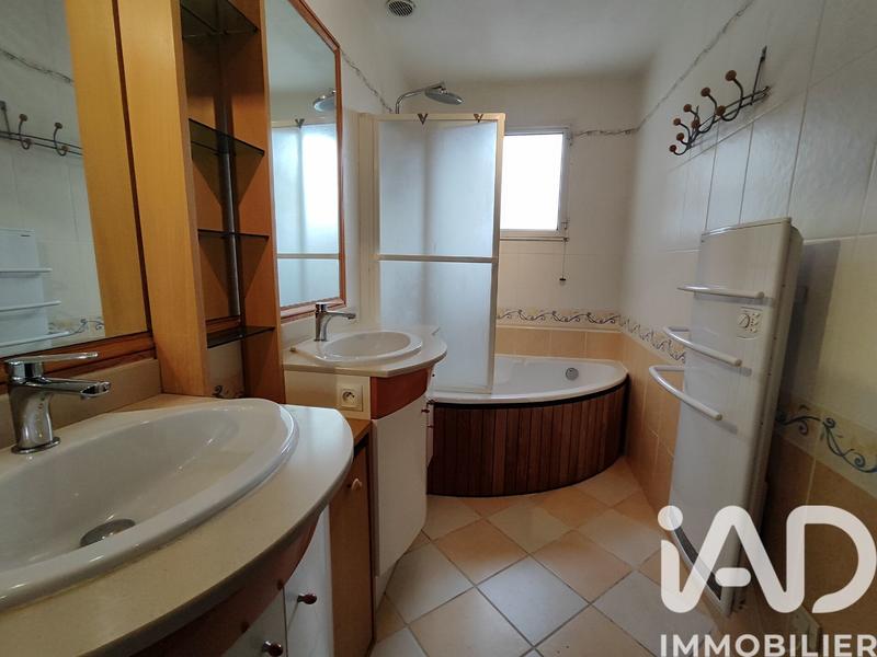 Maison - 111 m² - 6 pièces