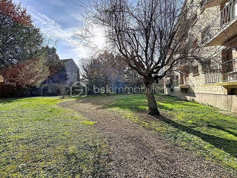 Appartement - 91 m² - 5 pièces