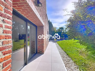 Maison - 317 m² - 9 pièces