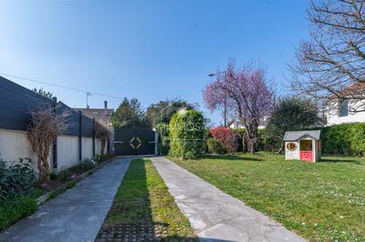 Maison - 134 m² - 6 pièces